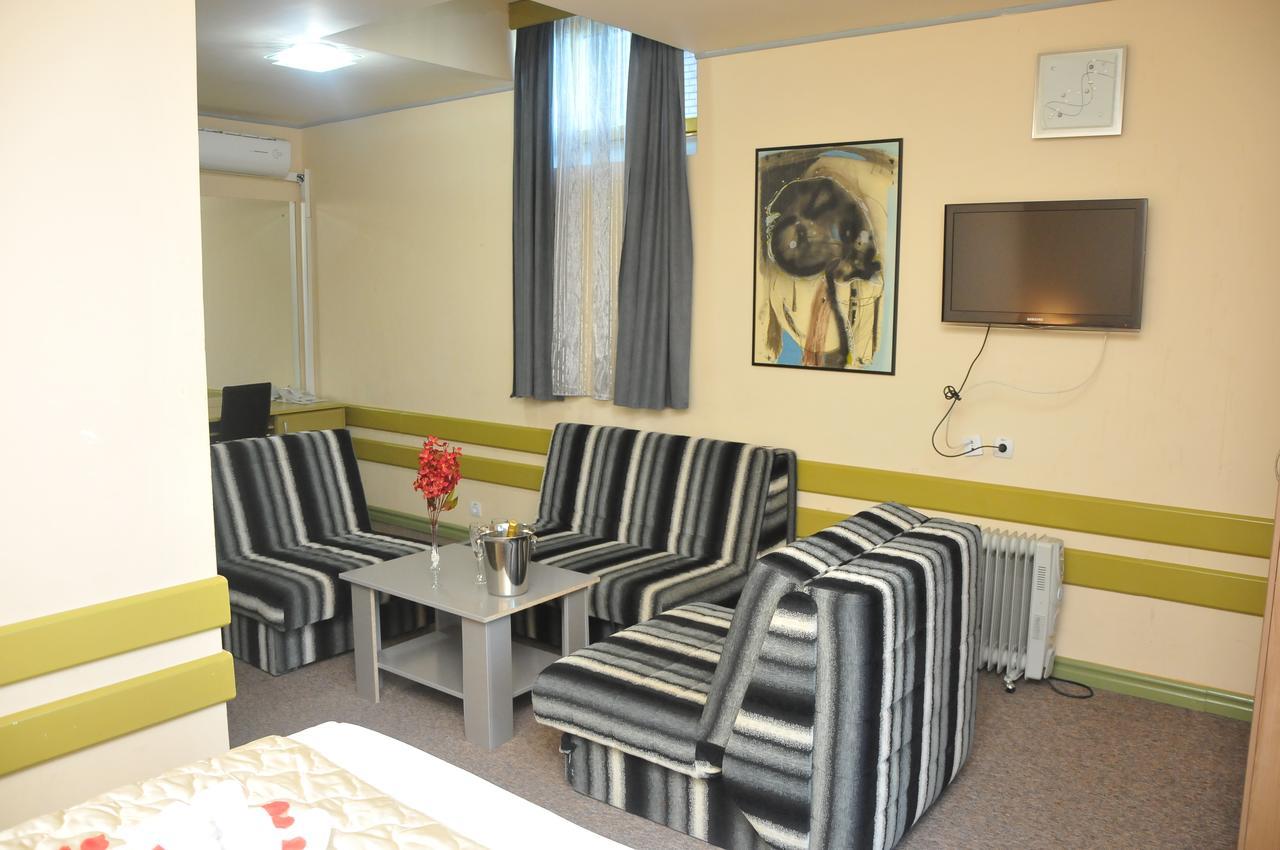 Hotel Vidikovac Ni Esterno foto
